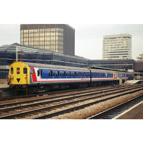 31-392 Class 414/2HAP 2-Car EMU No.4322 in Network South East Livery