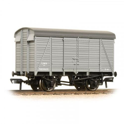 38-080C 12 Ton Southern 2+2 Planked Ventilated Van in LMS Grey Livery