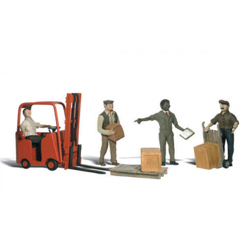A2192 N Gauge Workers With Forklift