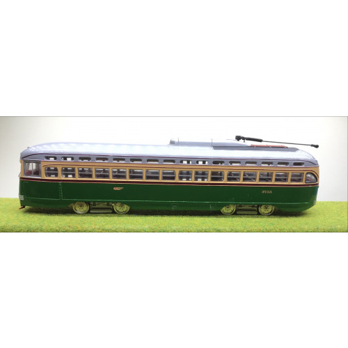 Corgi Classics 1:50 Scale 55001 Philadelphia PCC Streetcar Green/Cream