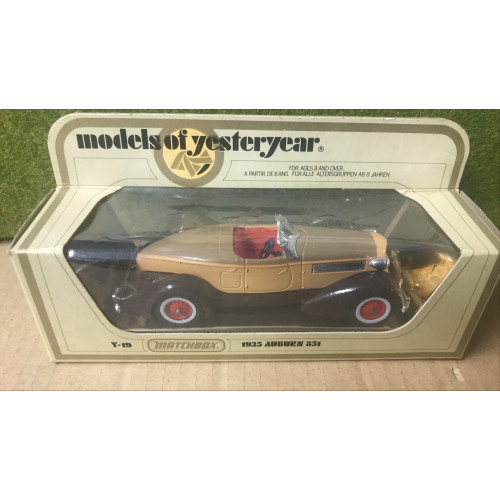 Matchbox Models of Yesteryear Y-19 1/35 Scale 1935 Auburn 851 Speedster in Fawn, Cream & Dark Brown