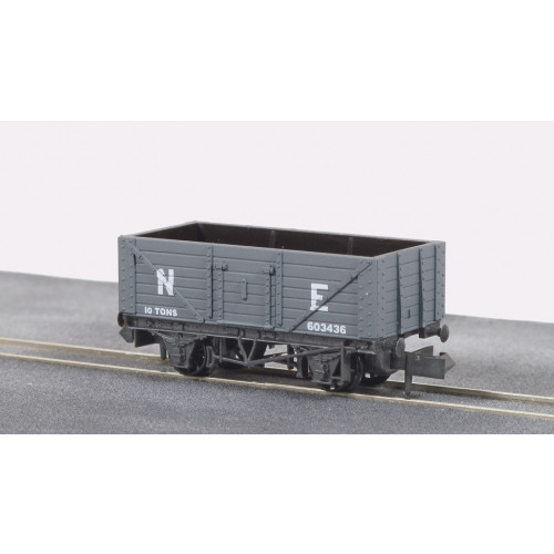 NR-41E 7 Plank Coal Wagon in LNER Grey Livery