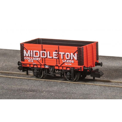 NR-7009P 9ft 7-Plank Open Wagon in Middleton Livery