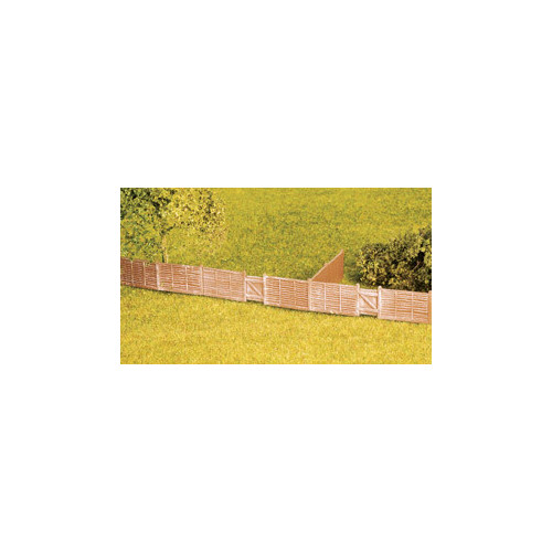 SS44 Wills Kits Larch Lap Fencing, Including Gates